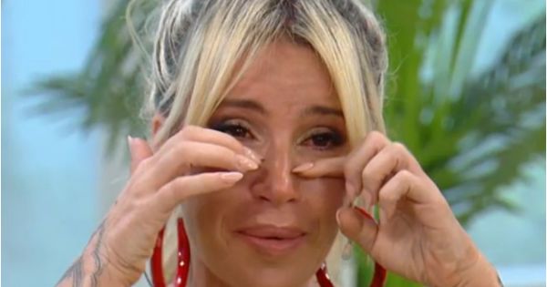 "No fue una sola vez": la dura confesión de Flor Peña sobre su adolescencia