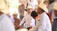 Se reúne Durazo con autoridades tradicionales en Vícam para mostrar avances del Plan de Justicia Yaqui