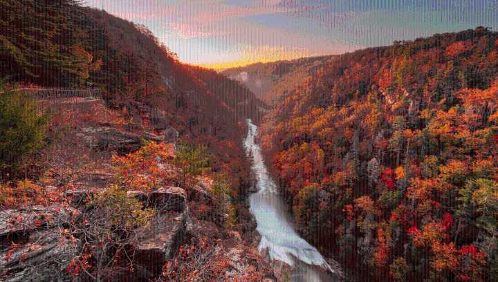 These Are The Best Places For Photographing Fall Foliage In The US