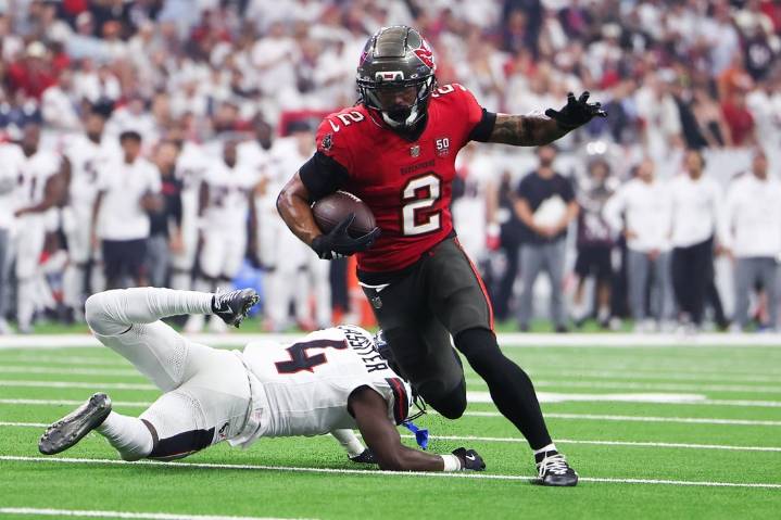 Deadspin | Bucs list WR Emeka Egbuka questionable; Chris Godwin, Tristan Wirfs out vs. Jets