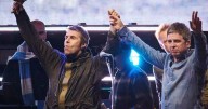 Liam Gallagher dedicates Stand By Me to brother