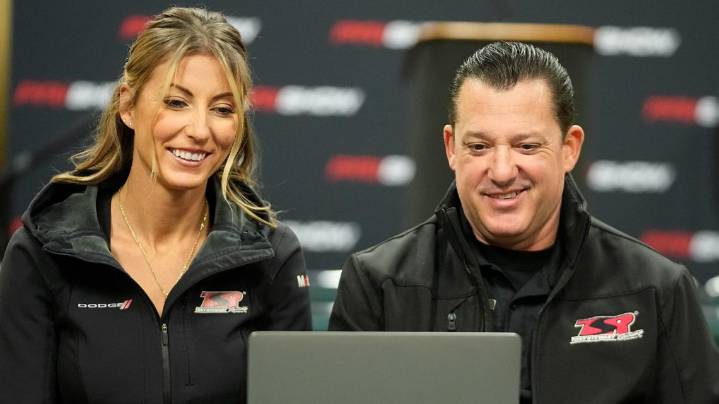 NASCAR Hall of Famer Tony Stewart to race against his wife, Leah Pruett, in NHRA