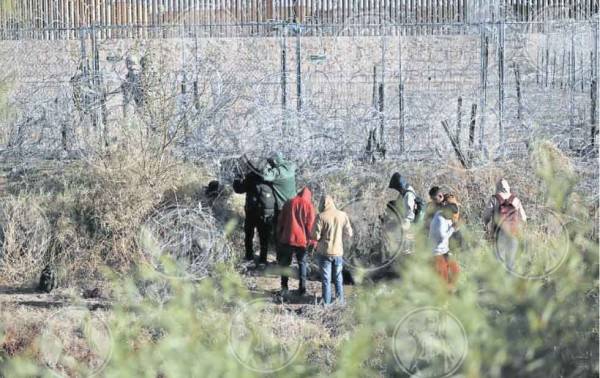 Presume Trump baja de 91% en migración irregular