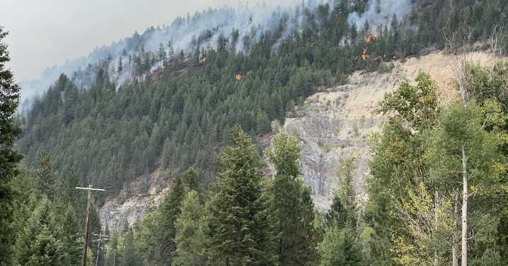 Unhealthy air quality to persist over the weekend with ongoing wildfires across the region