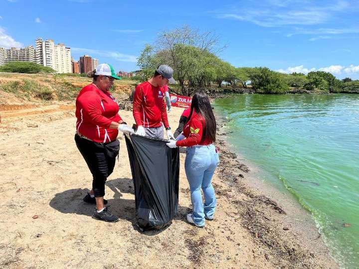 ¡Impresionante! Más de 3 toneladas de basura rescatadas de las playas del Zulia