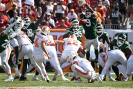 Two blocked field goals returned for TDs contribute to a wild early slate of NFL games