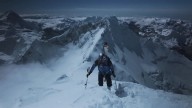 Un atleta polaco escaló el Monte Everest de una forma nunca antes vista