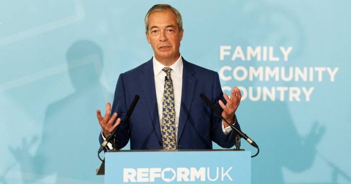 Nigel Farage vows to close migrant 'loophole' and ban access to benefits