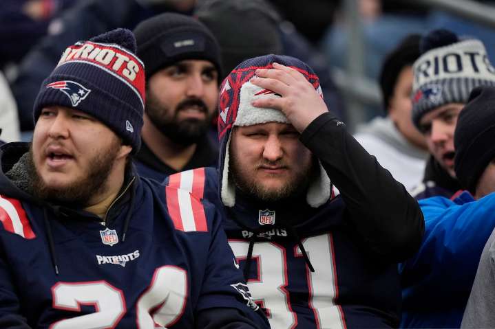 Where to watch Patriots vs Dolphins NFL Week 2 game: Free streaming options