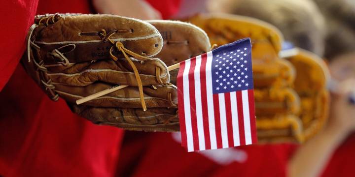 A look back at Sept. 11 and its impact on MLB