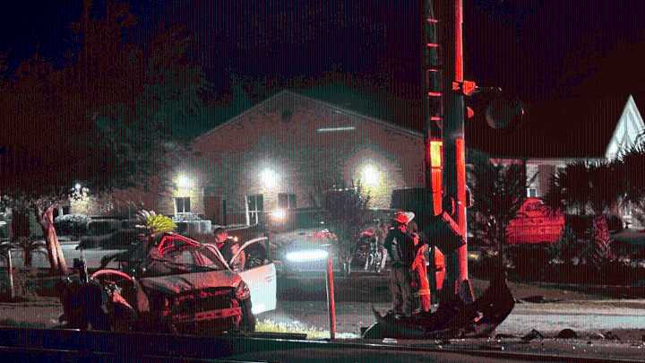 2 dead after Amtrak train hits car in Pass Christian