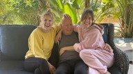 Bruce Willis vuelve a sonreír junto a sus hijas en una emotiva foto compartida en Instagram