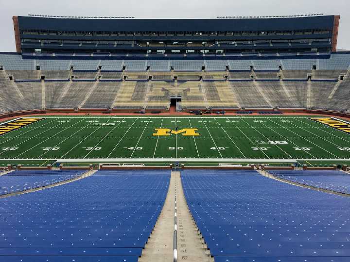Michigan recruiting: Wolverines’ top-ranked WR commit scores 3 TDs in win