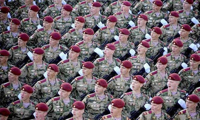 Reinstaurar el servicio militar y hacerlo  obligatorio gana adeptos en Europa