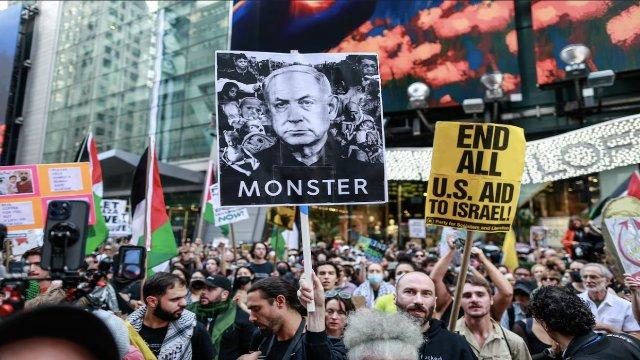 Manifiestan a las afueras de las ONU para pedir la detención de Netanyahu