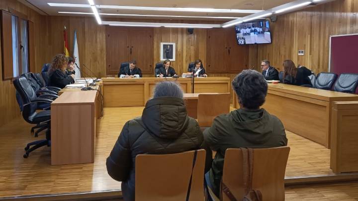 Las acusadas de sacar a una vecina de la residencia para estafarla: «Le tenía miedo a sus sobrinos, nosotras solo la cuidamos»