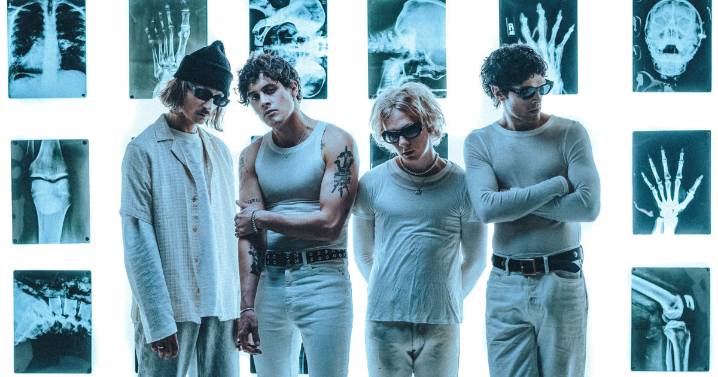 LEAP partner with CALM for new single, Messages