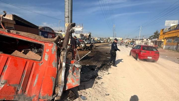 Accidente de tráiler en Bulevar 2000 Tijuana causa amputación y varias personas lesionadas