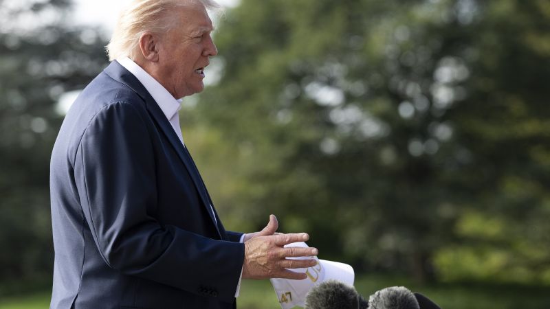 Trump niega que la acusación formal a Comey sea por venganza y asegura que habrá otros procesados