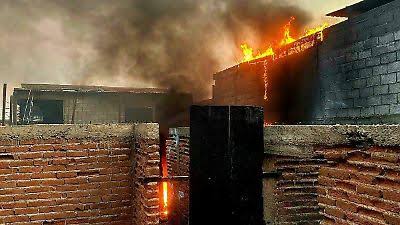 Se incendia maleza