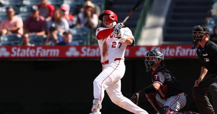 Neto and Trout lead Angels to 4
