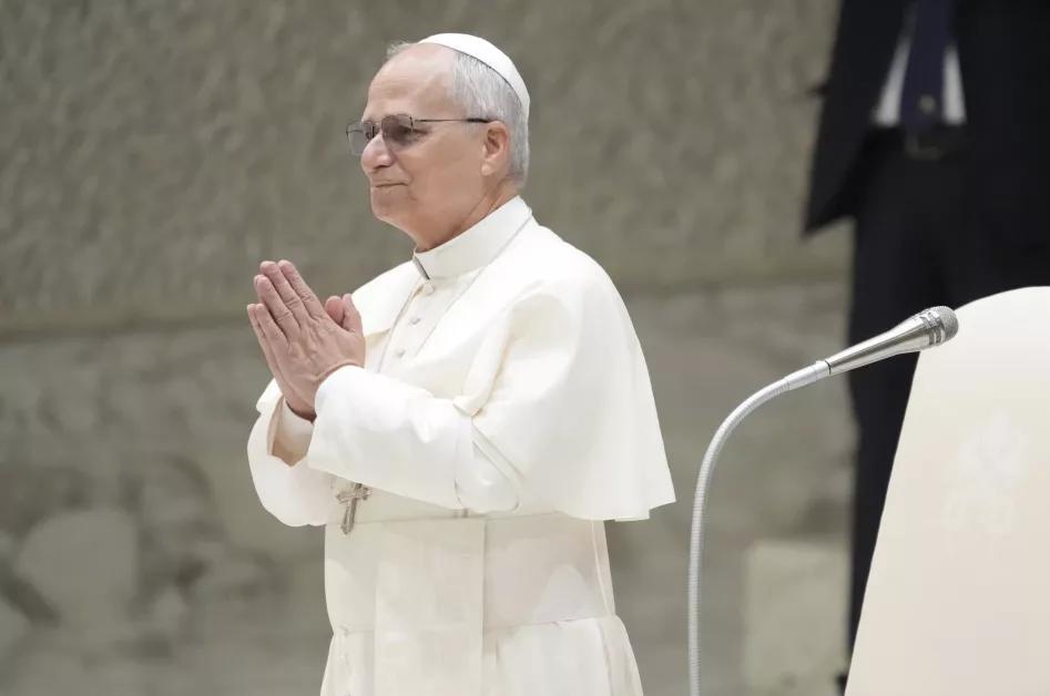 El papa pide el fin de la «pandemia de armas» y ora por las víctimas de tiroteo escolar en Minnesota