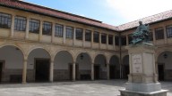 Víctor Manuel, Charpentier, Sommer y Casanueva, doctores Honoris Causa por la Universidad