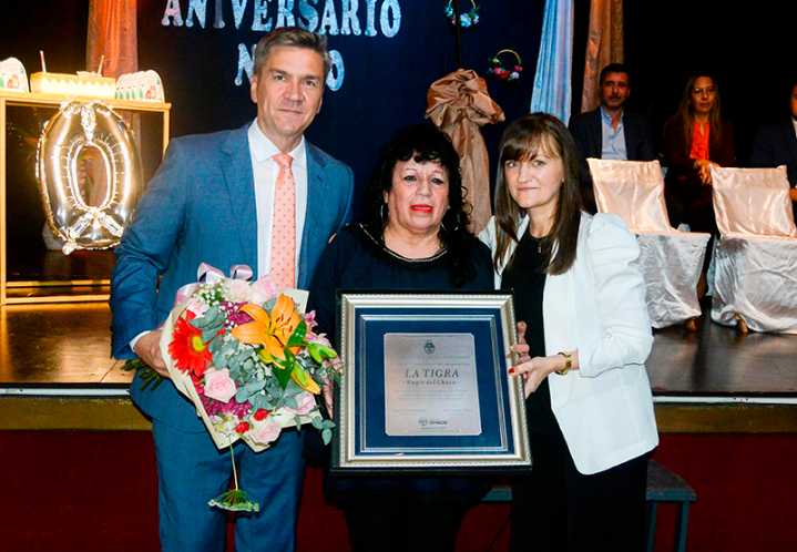 Zdero acompañó el 100° aniversario de La Tigra y reafirmó su compromiso y apoyo a la localidad