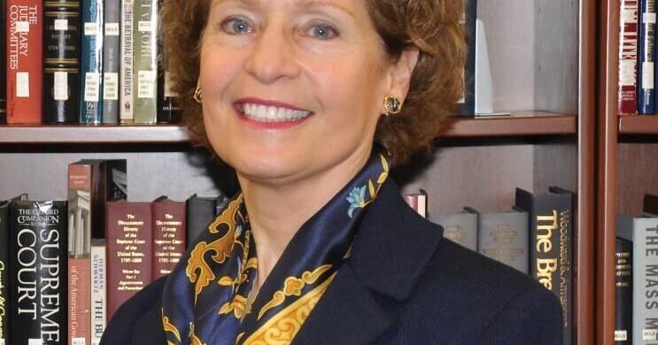 Shepherd University President announces plans to step down