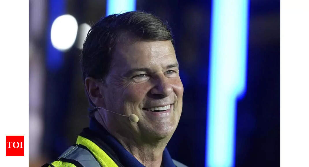 Ford CEO Jim Farley has 'warning' for American companies on the biggest AI issue that the US government has missed