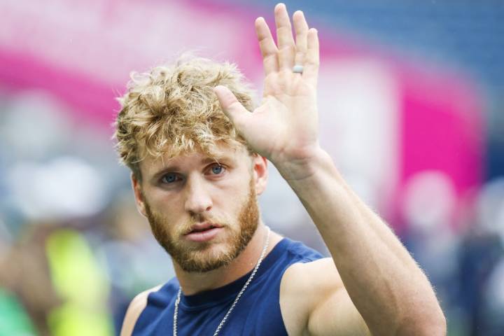 Deadspin | Seahawks bid to restore home dominance as 49ers visit