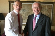 Tony Blair, el laborista que acabó con dos décadas de 'thatcherismo', se hizo la foto de las Azores y ahora quiere salvar Gaza