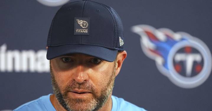 Titans hurt themselves and fail to help rookie QB Cam Ward in season opener