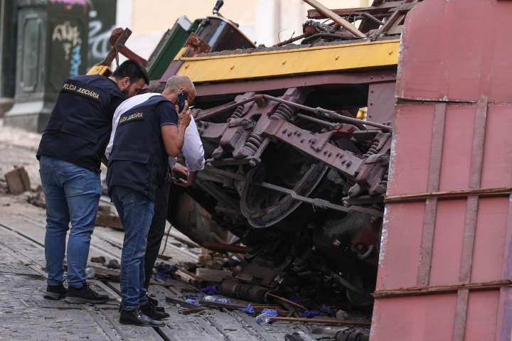 Se rompió el cable y el contrapeso falló, algunas de las hipótesis del accidente en Lisboa