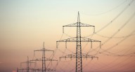 Posible megadquisición en Chile: China Southern Power estaría negociando compra de Transelec