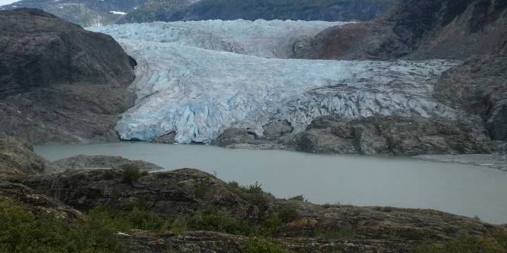 Arizona hiker dies after falling near Alaska’s Mendenhall Glacier
