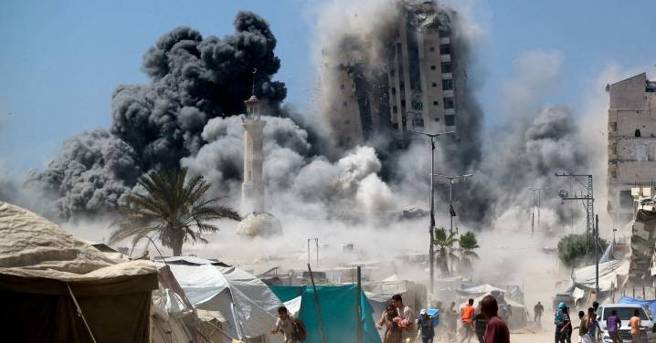 Gaza se queda sin internet ni teléfono mientras avanzan los tanques israelíes