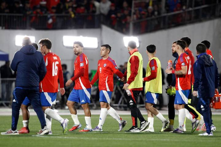 Seleccionado chileno podría partir a México en las últimas horas del mercado de fichajes