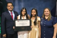 Universidad del Norte homenajeó a la arquitecta Sharick Del Castillo Chi en ceremonia de grado