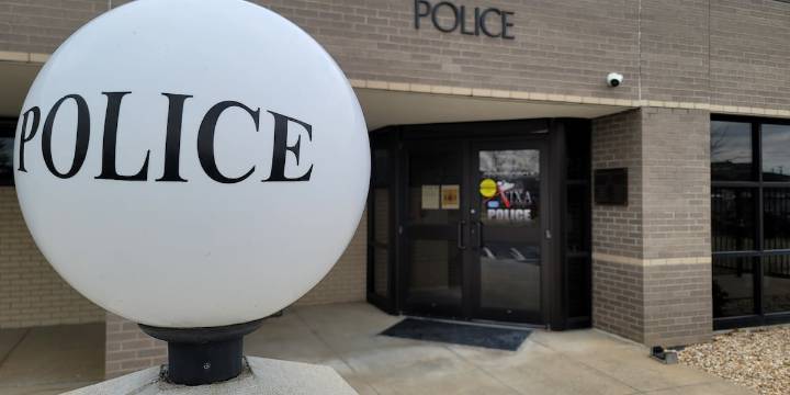 Police investigate direct threat to Nixa, Mo., animal care hospital