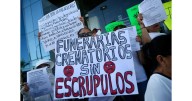 Exigirán en capital del estado cerrar funerarias implicadas en caso Plenitud