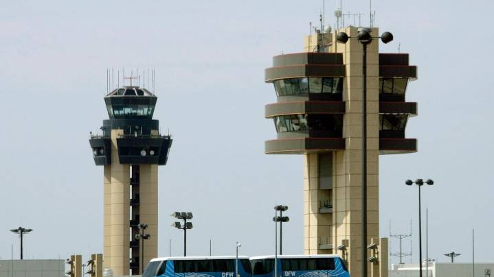 Flights snarled at Dallas airports over equipment issues, FAA says