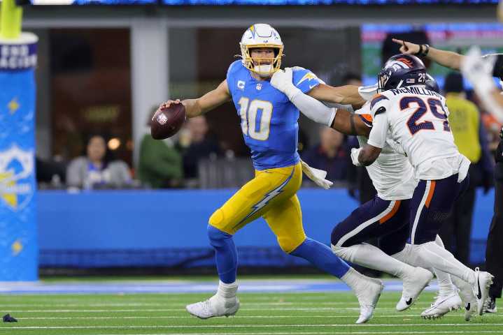Experts release Broncos vs. Chargers predictions focused on J.K. Dobbins impact