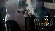 El Gobierno prohibirá el tabaco a los menores y enviará multas a los padres de los que fumen