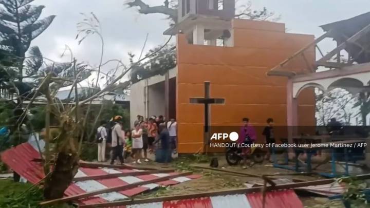 Tifón Bualoi golpea Filipinas; deja tres muertos y 400 mil evacuados