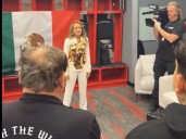 "Canelo" Álvarez: Así entonó Fey el himno mexicano antes del combate para el boxeador