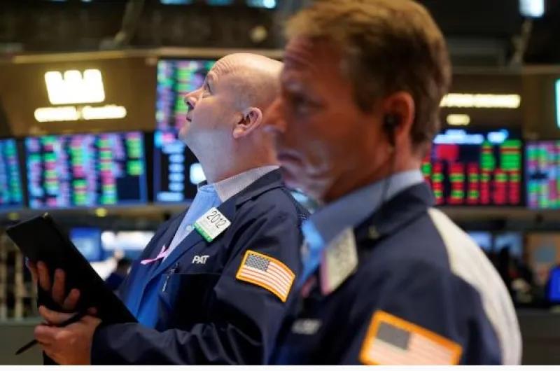 Riesgo país en alza: supera los 1.200 puntos, mientras que las acciones argentinas caen en Wall Street