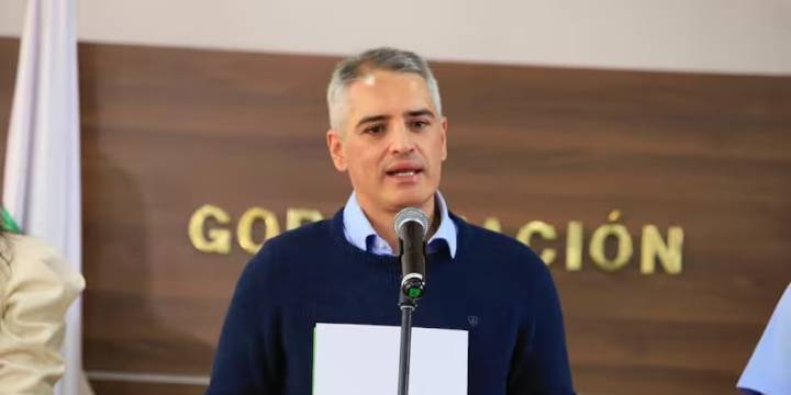 Andrés Julián Rendón denuncia posible entrampamiento judicial en investigación de la Fiscalía en su contra