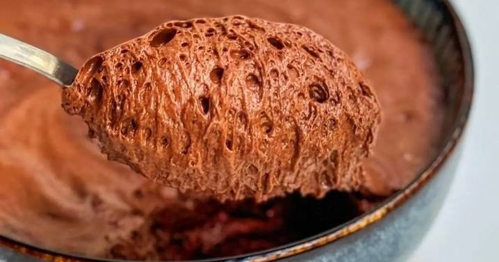 ¿Mousse de chocolate con huevo duro?: La receta viral, sana y riquísima