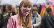 Starmer reordena gabinete tras renuncia de viceprimera ministra por omisión en compra de vivienda
